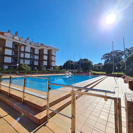 Noja. Piso En A 5 Minutos De La Playa De Ris Апартаменты *